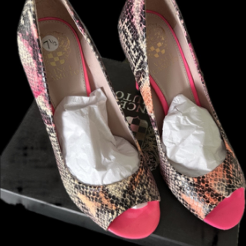 Vince Camuto Designer Leather 4"heal Open toe shoes hot pink size 7.5